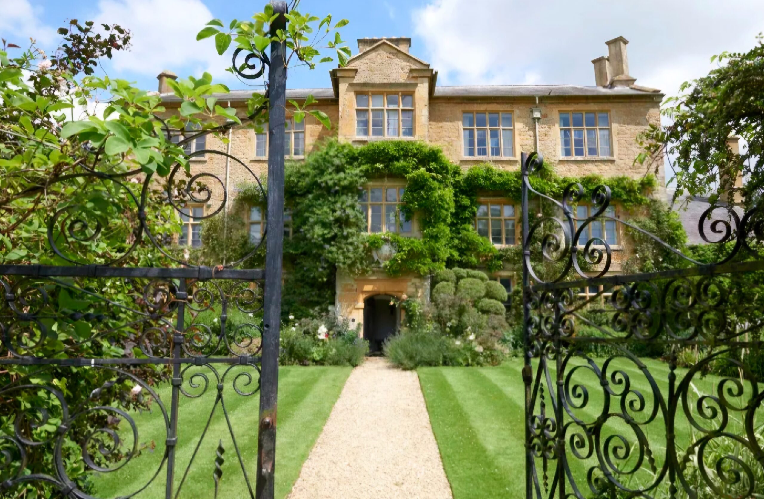 Arc Vitae historic luxury palace estate entrance courtyard path